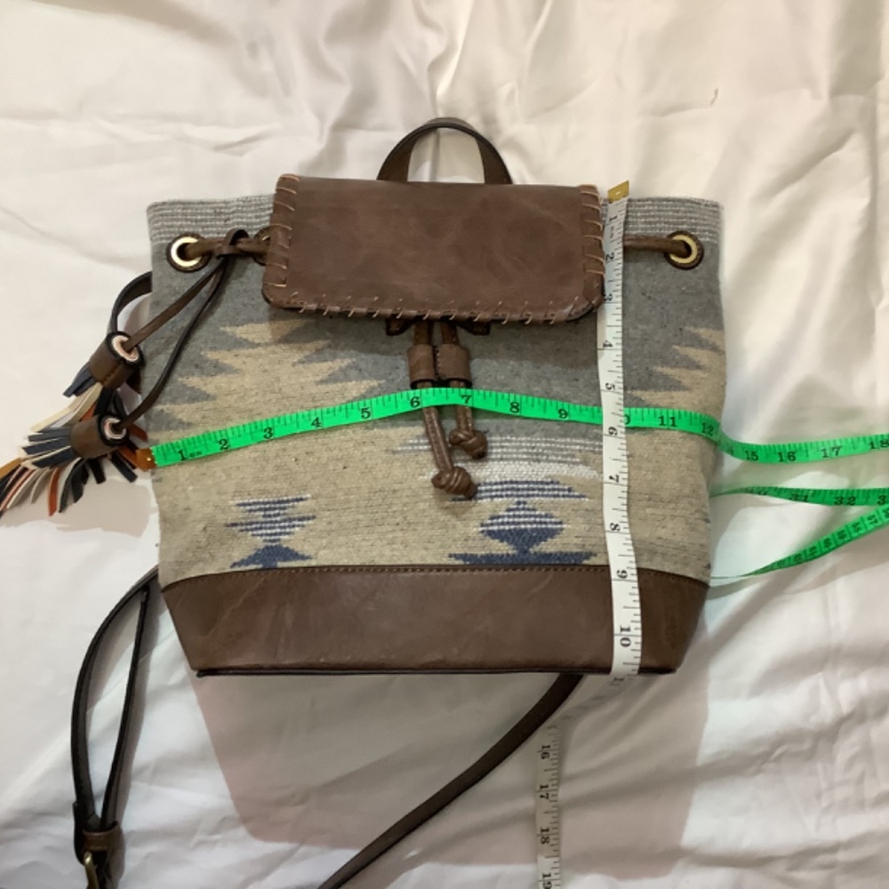 NWT Jen & Co. western gray beige vegan backpack Tassels - Picture 10 of 11